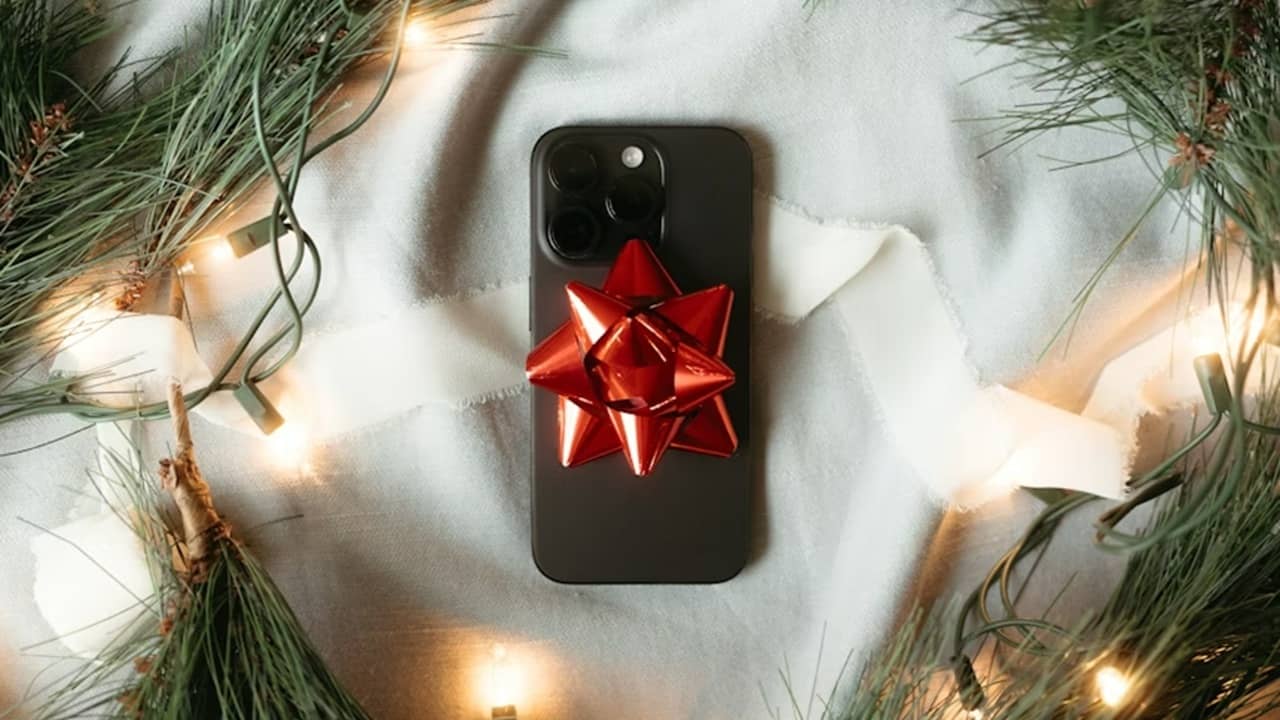 Let Google Handle Your Holiday Shopping With Agentic AI