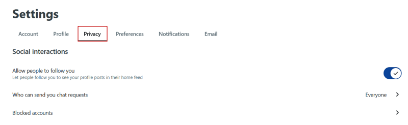 Switching to Privacy in Reddit Settings on PC. 