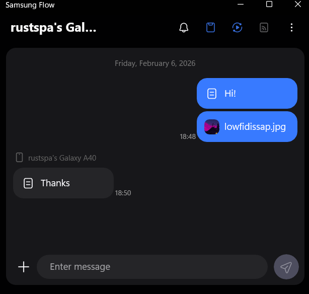 Transferring files with Samsung Flow. 