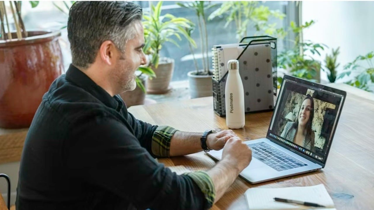 How to Present PowerPoint on Zoom: A Step-by-Step Guide - Make Tech Easier