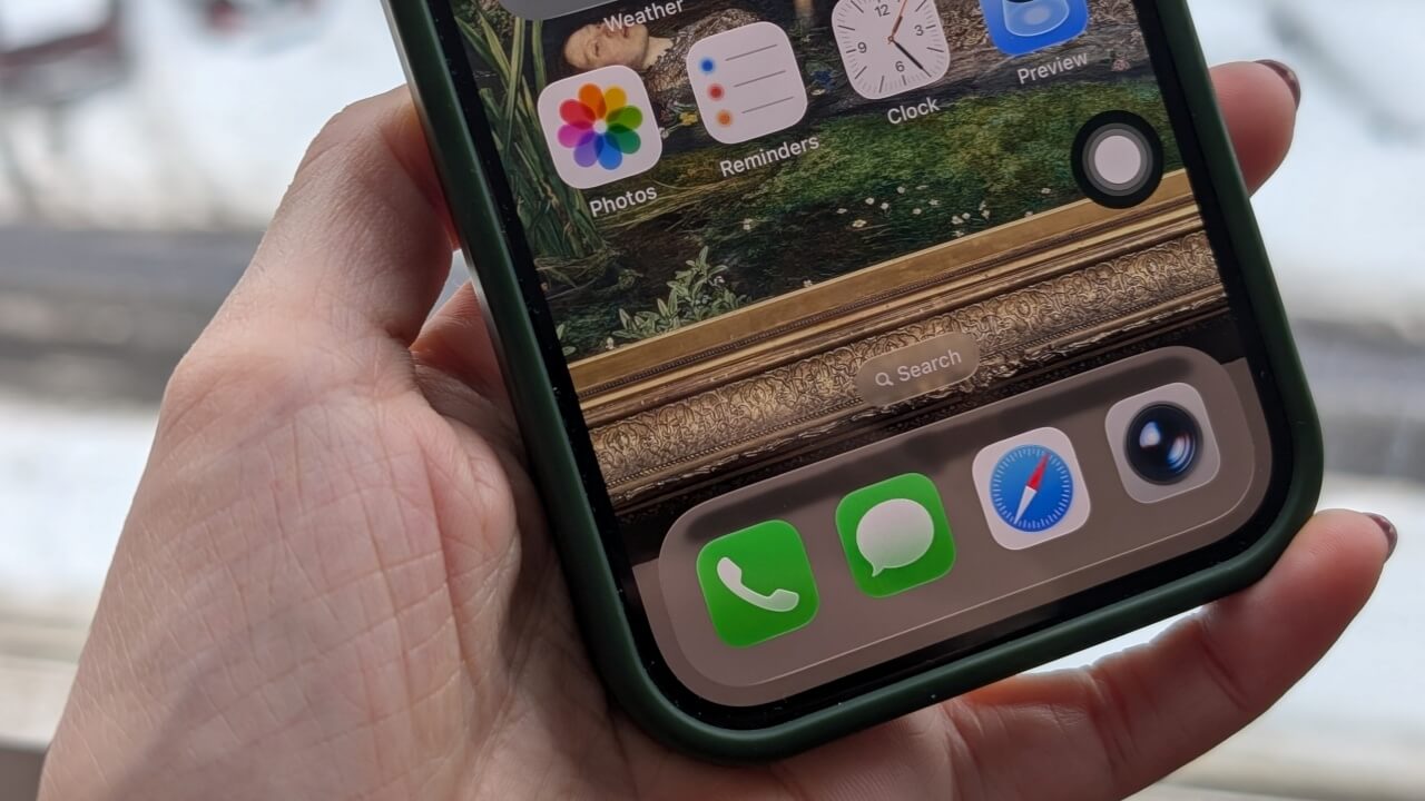 Can’t Stand iPhone Gestures? Try This Navigation Hack