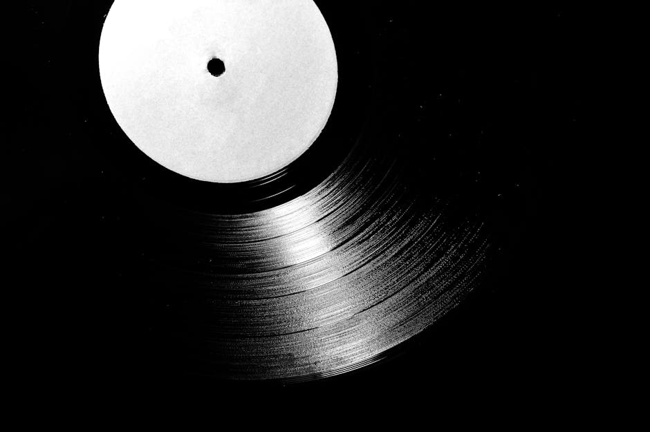In 1977, Ann Druyan recorded an hour of her brainwaves and heartbeat two days after she and Carl Sagan agreed to marry, and NASA pressed the compressed minute onto Voyager’s Golden Record as a private love signal now more than 25 billion kilometres from Earth