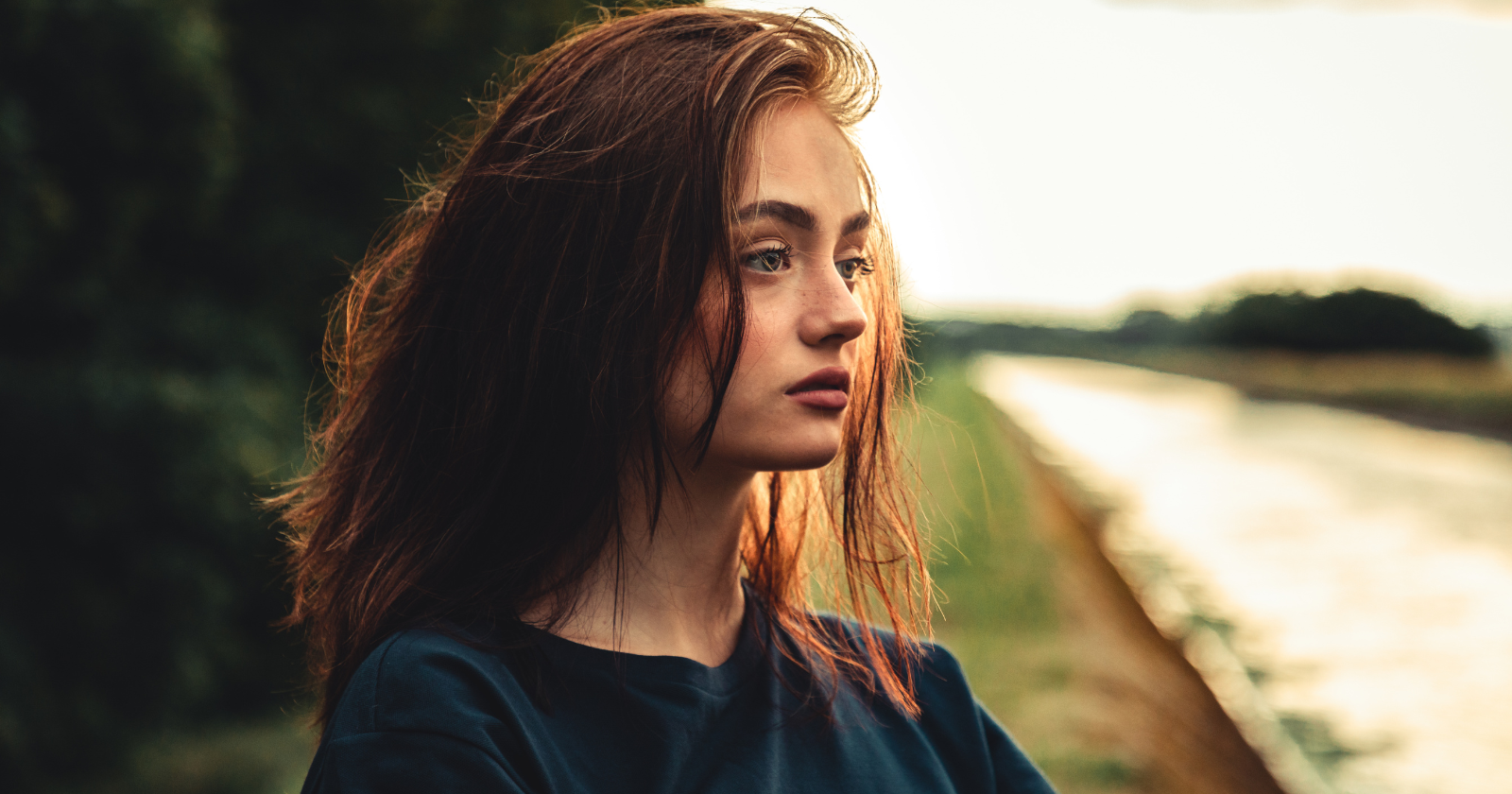 Psychology says the rarest mental strength today isn’t resilience or grit — it’s the ability to sit with uncertainty without immediately seeking distraction, explanation, or someone else’s opinion about what you should feel Featured Image